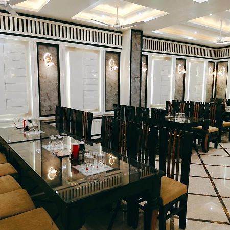 Hotel The Shree Jee Palace Mirzāpur Dış mekan fotoğraf