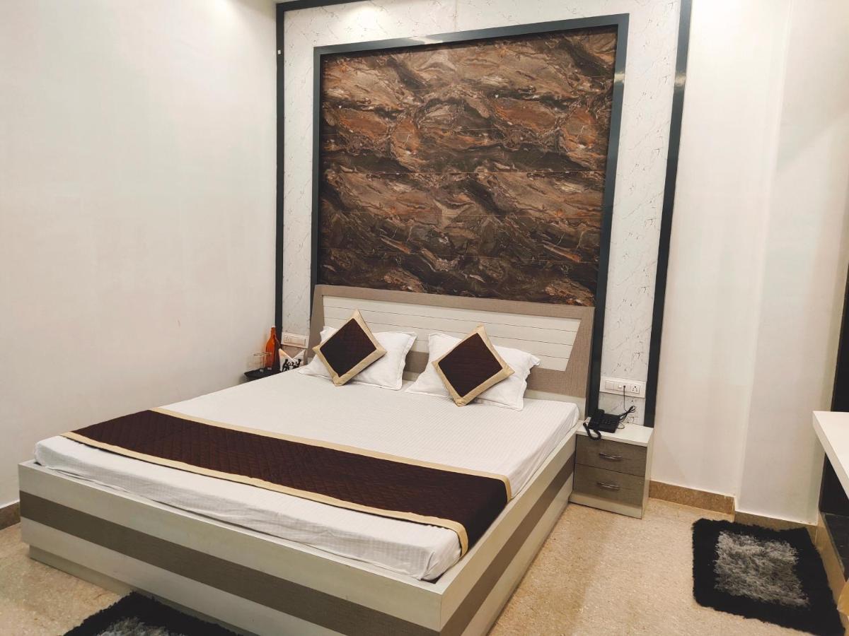 Hotel The Shree Jee Palace Mirzāpur Dış mekan fotoğraf