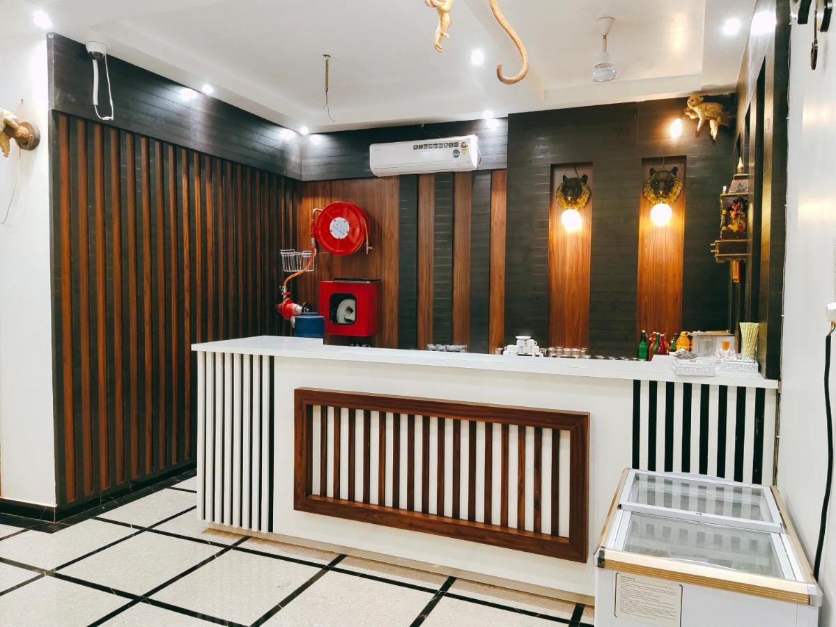 Hotel The Shree Jee Palace Mirzāpur Dış mekan fotoğraf