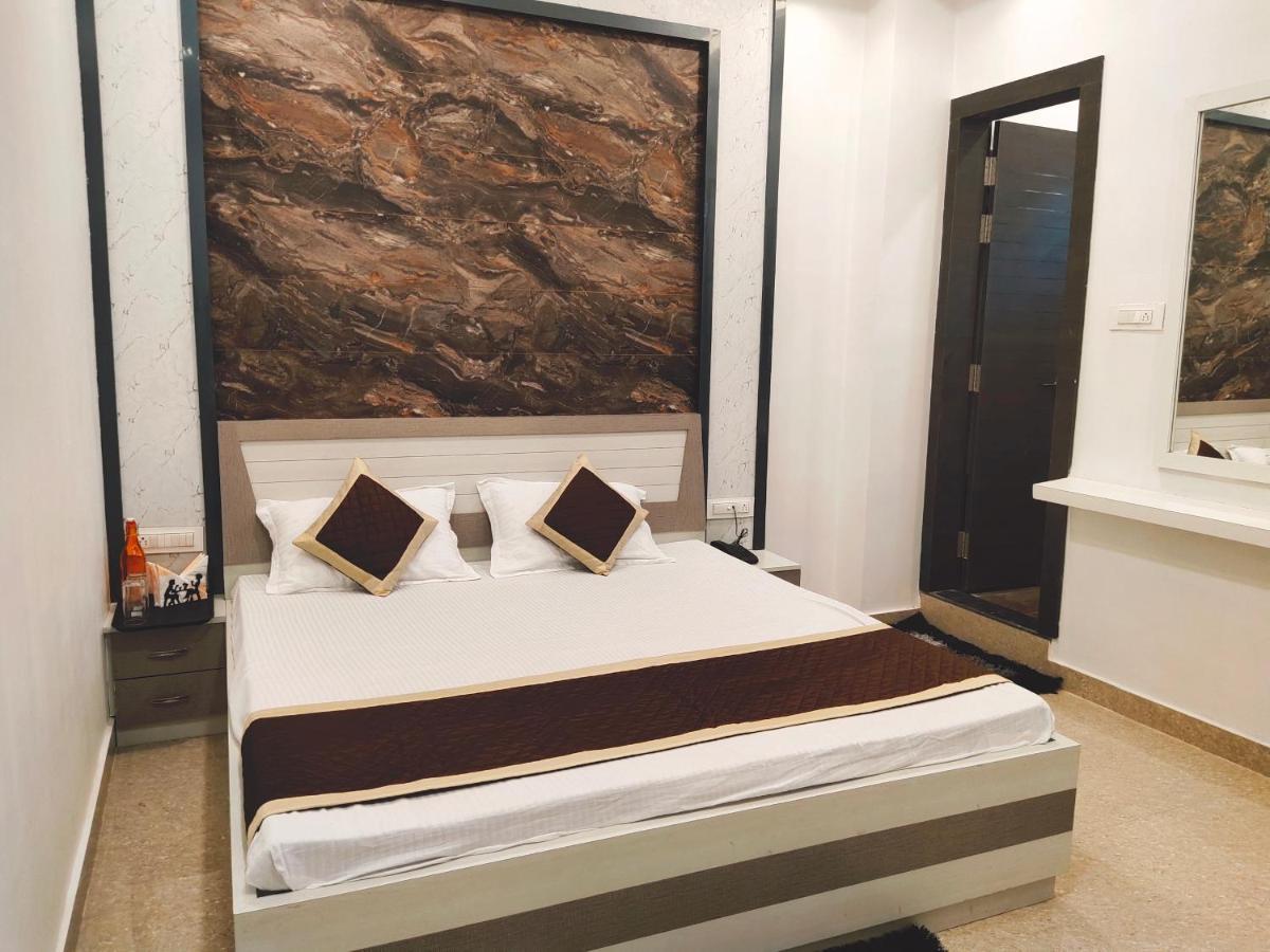 Hotel The Shree Jee Palace Mirzāpur Dış mekan fotoğraf